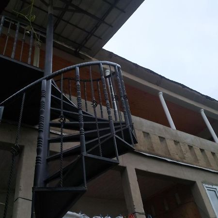 Guest House Nene 梅斯蒂亚 外观 照片